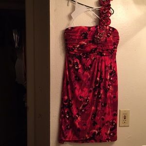 Valerie Bertinelli Women One Shoulder Short Dress